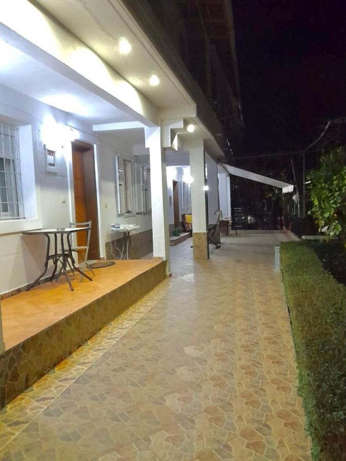 Lida'S House Hotel Lukove Exterior photo