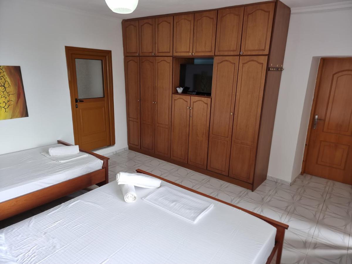 Lida'S House Hotel Lukove Room photo